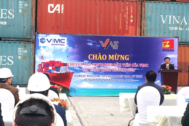 CHỦ TỊCH UBND TỈNH PHÁT ĐỘNG THI ĐUA TẠI HỘI NGHỊ TRIỂN KHAI NHIỆM VỤ PHÁT TRIỂN KINH TẾ - XÃ HỘI, ĐẢM BẢO QUỐC PHÒNG - AN NINH NĂM 2023