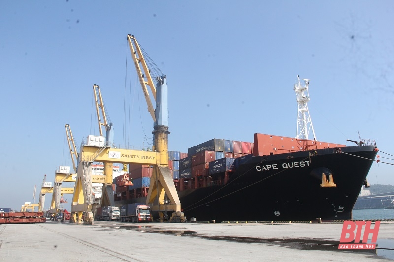 Tàu quốc tế của hãng CMA-CGM trở lại dịch vụ xuất nhập khẩu qua Cảng Nghi Sơn
