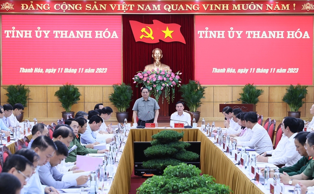 Thủ tướng Phạm Minh Chính làm việc với Ban Thường vụ Tỉnh ủy Thanh Hóa