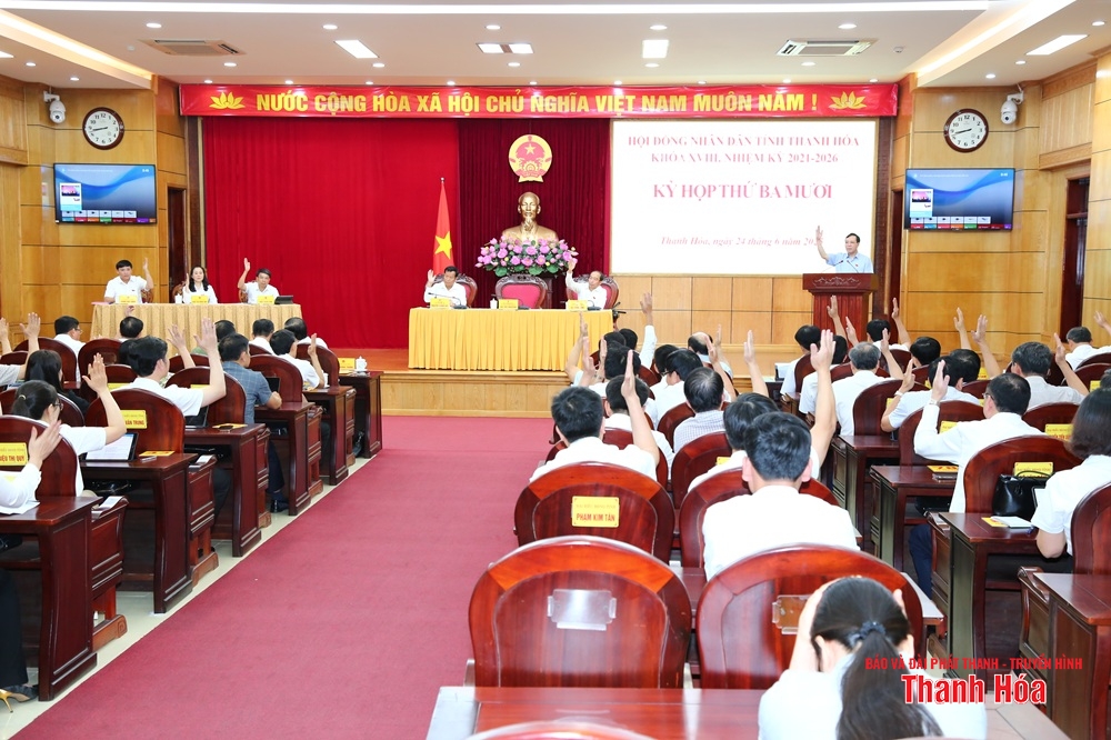 Kỳ họp thứ 30, HĐND tỉnh khóa XVIII thông qua 16 nghị quyết