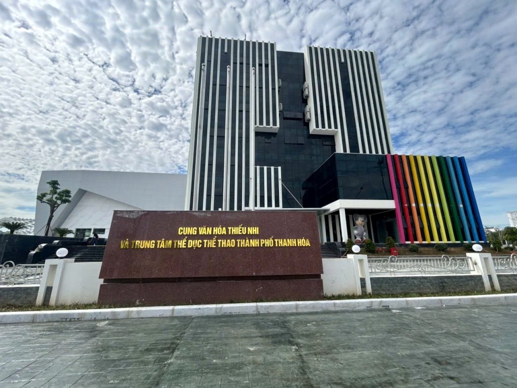 Tổ chức Lễ khởi công, khánh thành các dự án, công trình quy mô lớn chào mừng Đại hội Đảng bộ tỉnh lần thứ XX, nhiệm kỳ 2025 - 2030