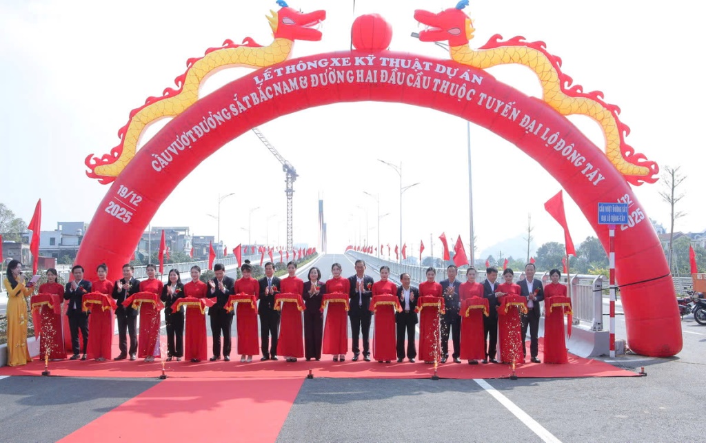 Lễ thông xe kỹ thuật dự án Cầu vượt đường sắt Bắc – Nam