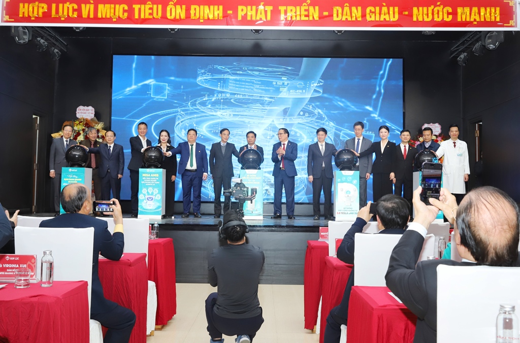 Khai trương hệ thống thiết bị công nghệ cao và quản trị thông minh tại Tổng Công ty CP Hợp Lực