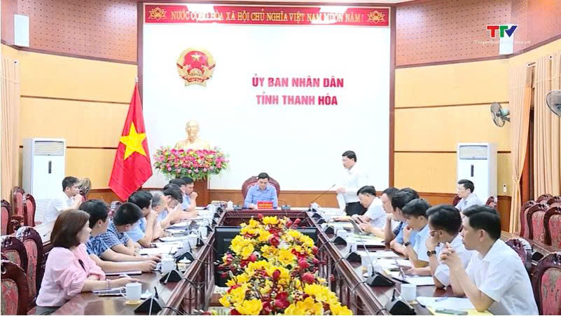 Chủ tịch UBND tỉnh làm việc với Ban Quản lý Khu kinh tế Nghi Sơn và các khu công nghiệp