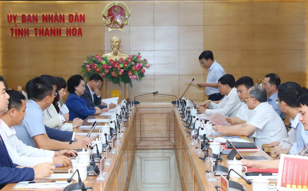 Chủ tịch UBND tỉnh Tô Anh Dũng làm việc với Đoàn đại biểu Hiệp hội Doanh nghiệp TP. Hồ Chí Minh